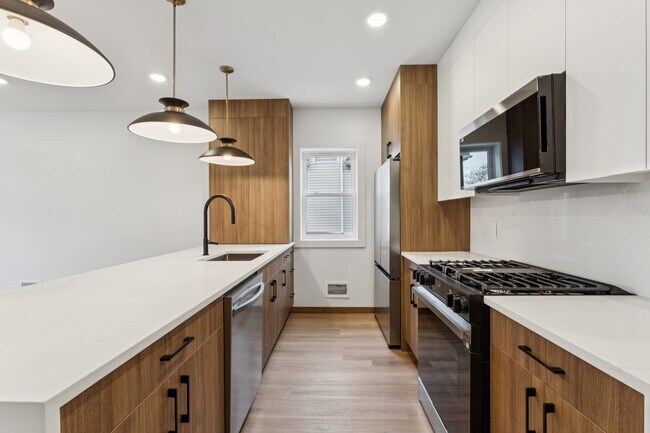 Photo - 84 Hollywood Ave Unidad 1