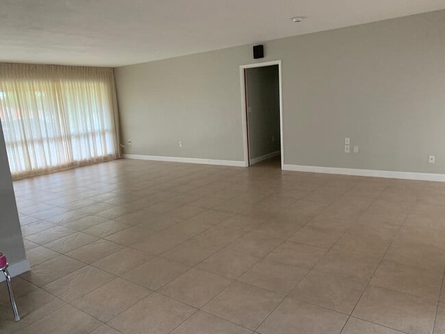 Photo - 6760 SW 11th St