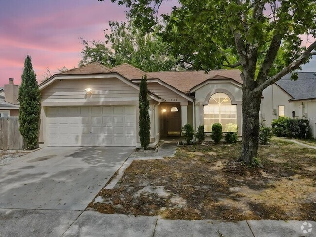 Building Photo - 1345 Tindaro Dr Rental