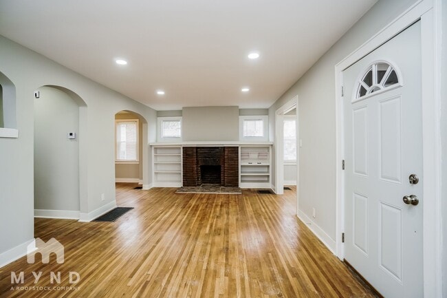 Photo - 727 Reinhard Ave