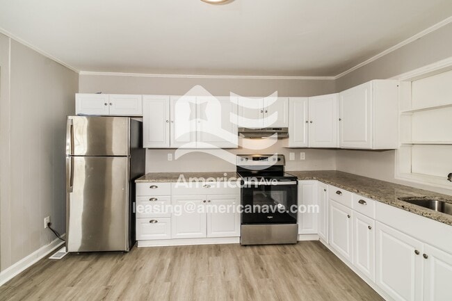 Photo - 2442 Earl St