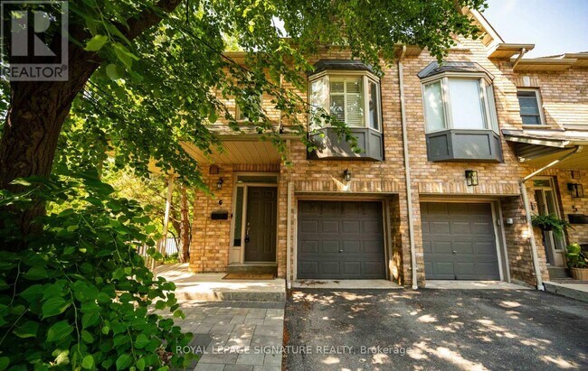 Photo - 1015 Johnsons Ln
