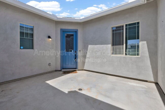 Photo - 5116 N 185th Ave