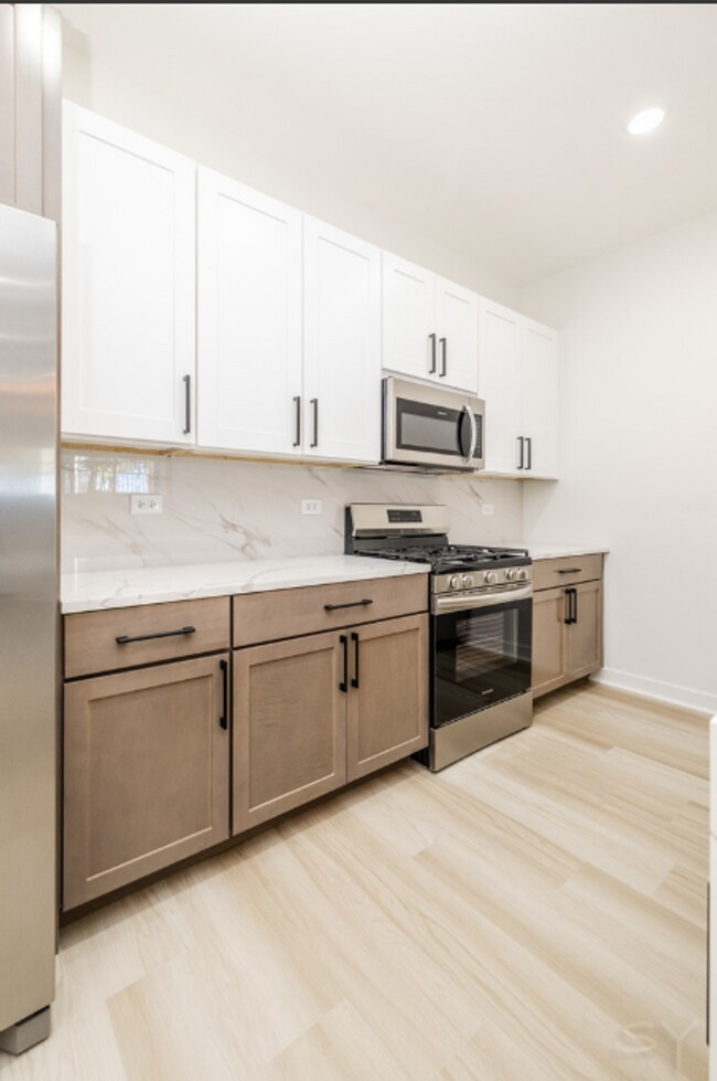 Photo - 1058 N Central Park Ave Unidad 1