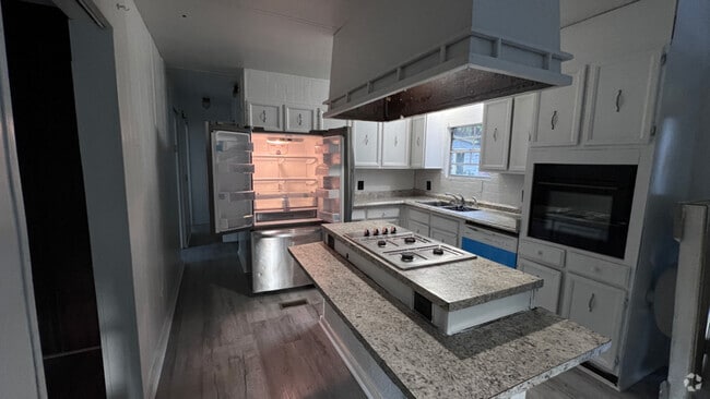 Building Photo - 316 S 1st St Rental