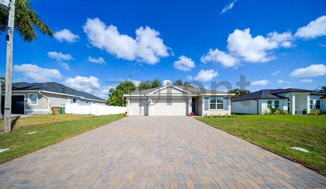 Photo - 707 NW 2nd Ln