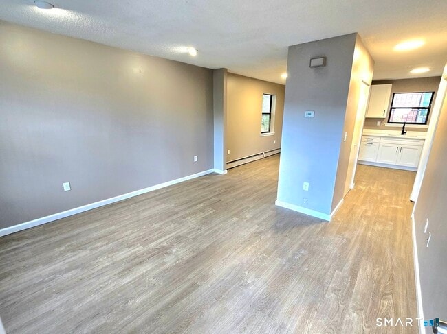 Photo - 274 Bellevue St