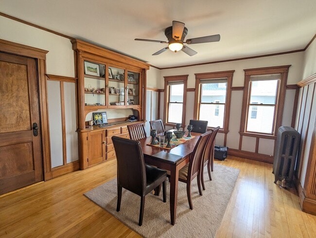 Building Photo - 17 Commonwealth Rd Unit 2