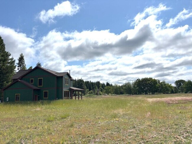 Photo - 8210 SW Broadmead Rd