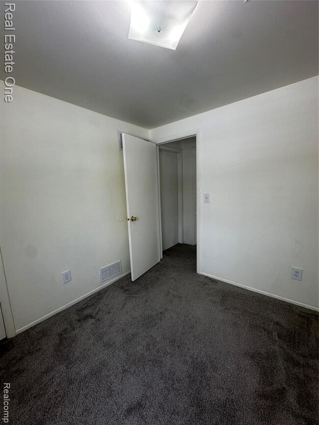 Photo - 102 Princeton Dr