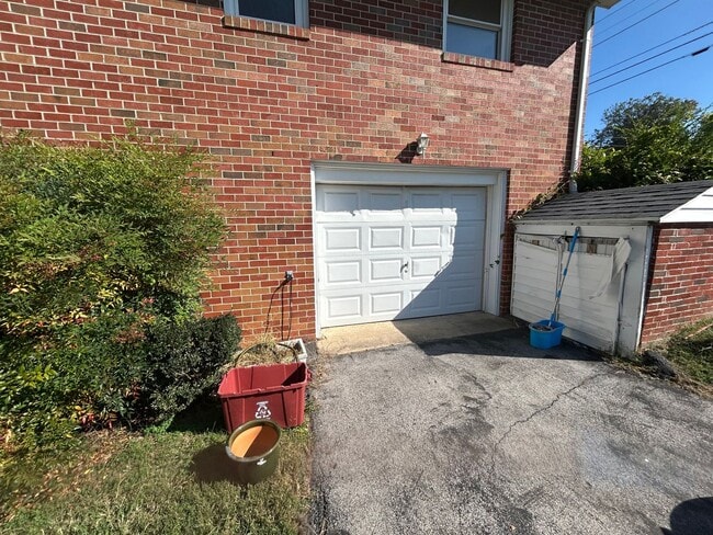 Photo - Beautiful 3 bed 3 bath home with finished ...