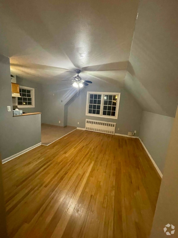 Building Photo - 36 Elmwood Ave Rental
