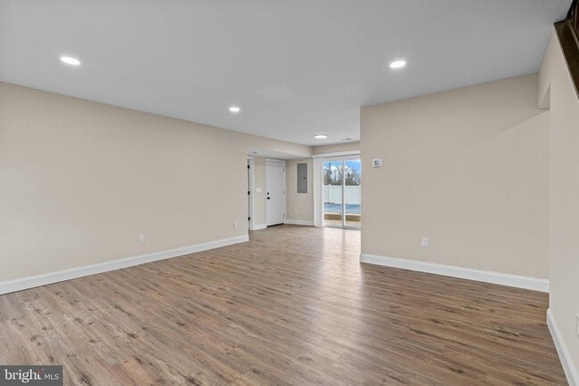 Photo - 64 Vividleaf Ln