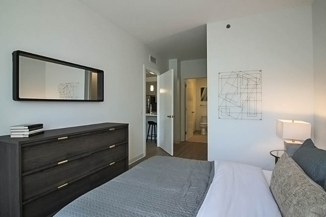 Photo - 811 W Van Buren St Unit 2222