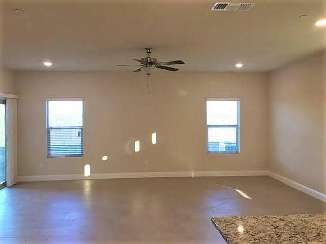 Photo - 3796 Jardin Way