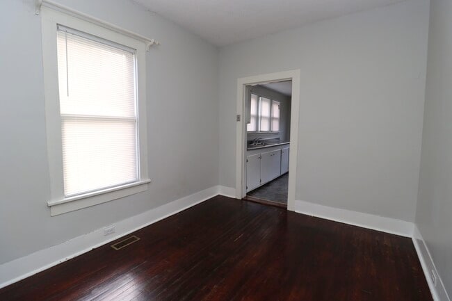 Photo - 4910 Colonial Dr