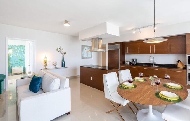 Photo - 485 Brickell Ave Unit SI ID1240505P