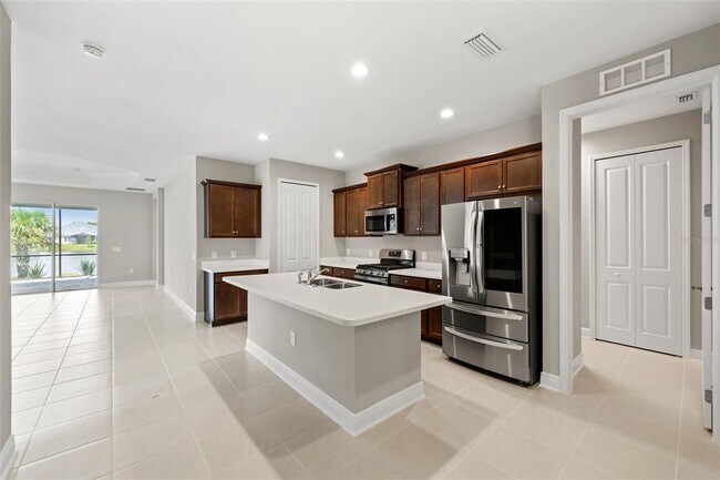 Photo - 10072 Lake Wales Cir