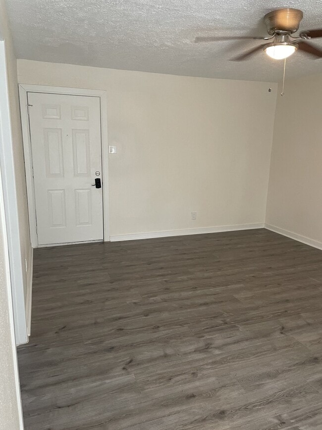 3807 Delano St Unit 5