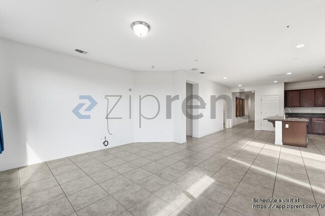 Photo - 4607 N Casey Ave