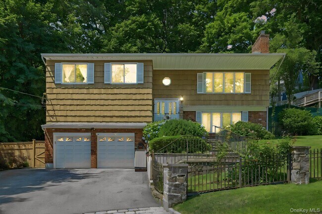80 Hickory Hill Dr