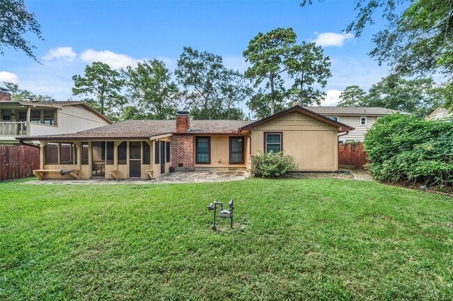 Photo - 523 S Rivershire Dr
