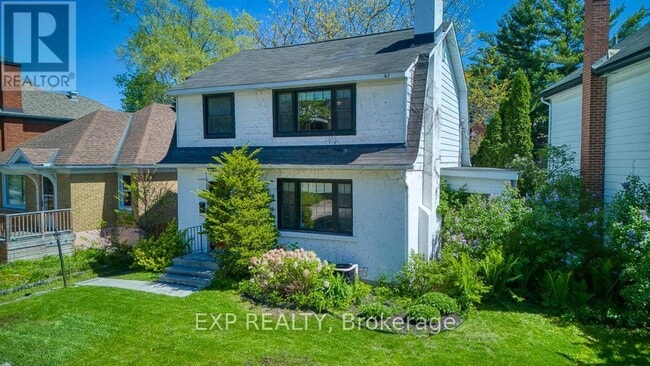 Photo - 22 Mt Pleasant Ave