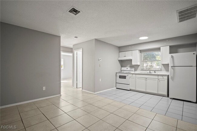 Photo - 75 Cypress St