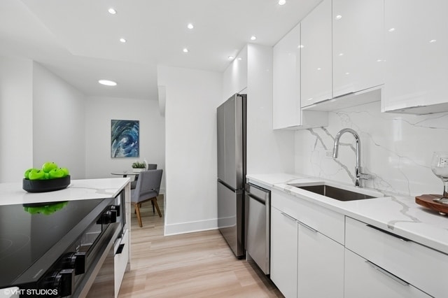 Photo - 1255 N Sandburg Terrace Unit 503