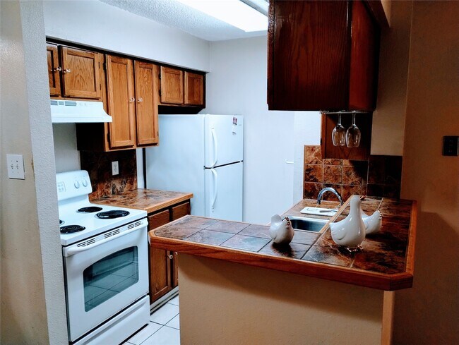 Photo - 11201 Lynbrook Dr Unit 3807