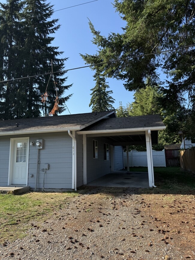Photo - 611 California Ave