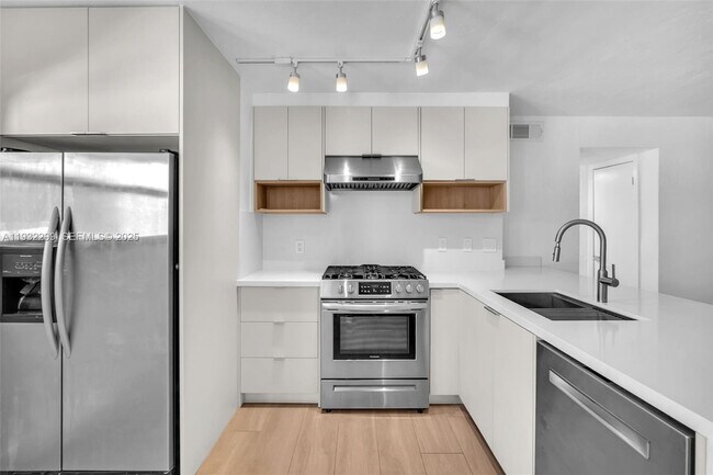 Photo - 3265 Virginia St Unidad 8