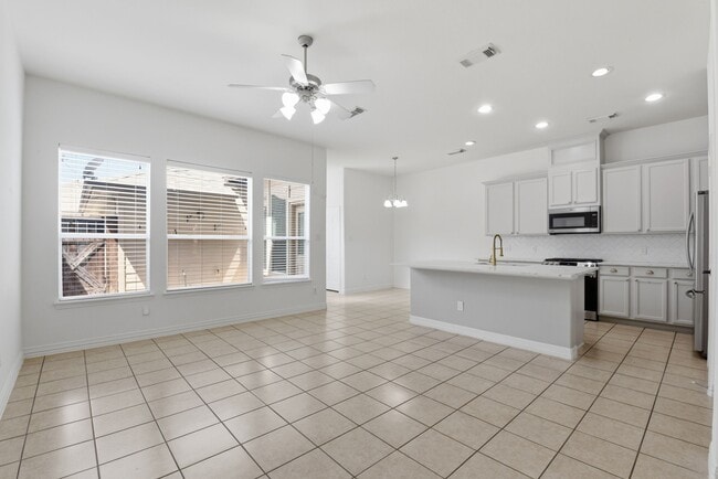 Photo - 16023 Powder Springs Ln