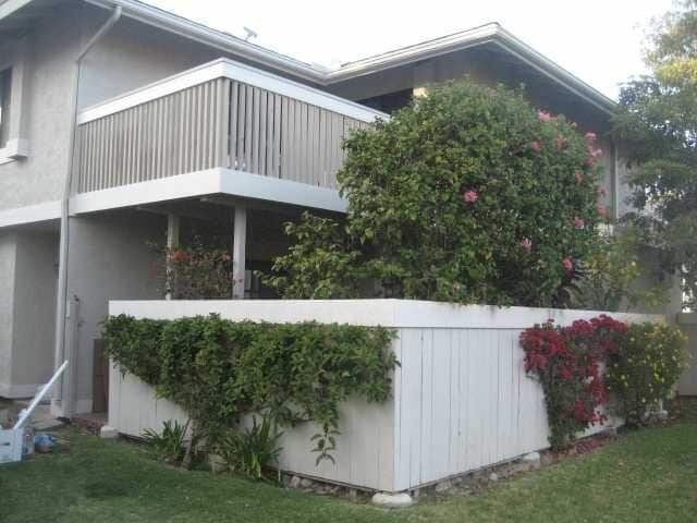Building Photo - La Jolla Two Story Condo UTC