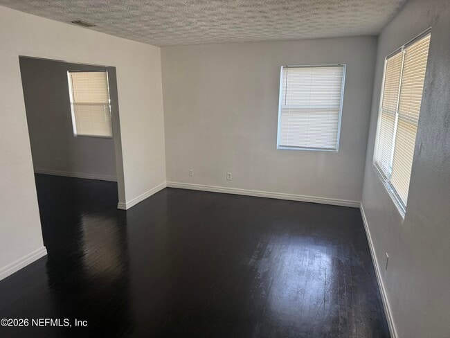 Photo - 2334 Rogero Rd