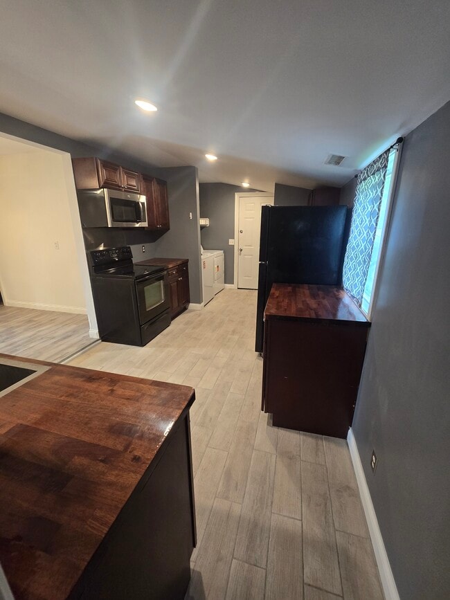 3466 Virginia Dr
