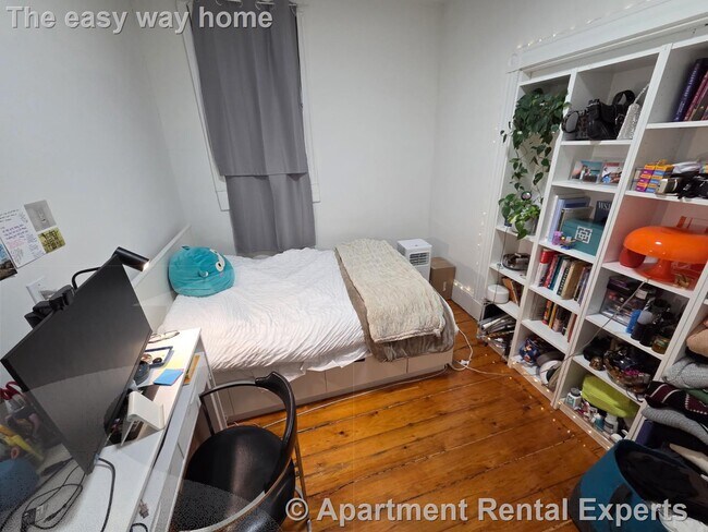 Photo - 254 Windsor St Unidad #3R