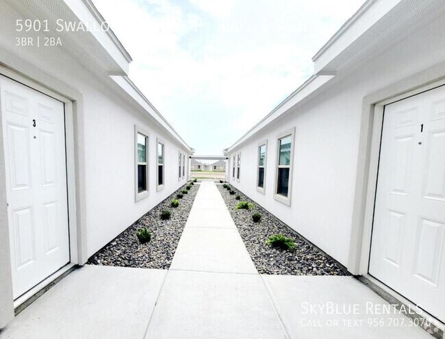 Building Photo - 5901 Swallow Ave Unit 5901-1 Swallow Rental