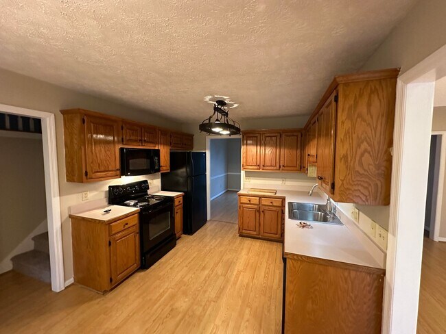 Photo - For Lease - 3 Beds, 2 Baths, 2000 SqFt home in N. Mt Juliet