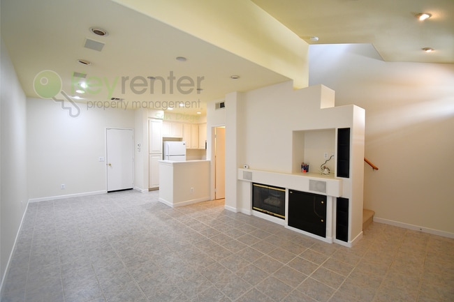 Building Photo - Carmel Valley | Palermo–Carmel Del Mar Tow...