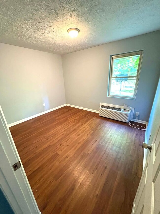 Photo - Cozy & Convenient Living!