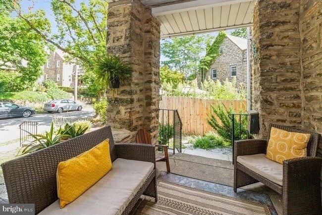 Building Photo - 312 Glen Echo Rd
