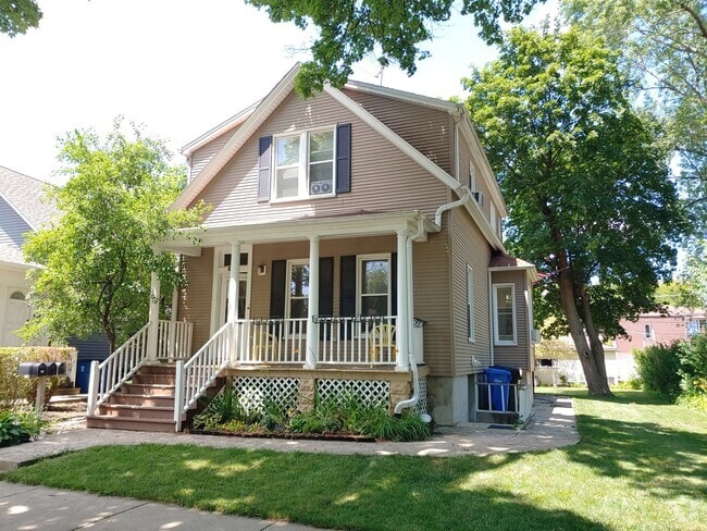 Building Photo - 1422 Oakwood Ave Unit 1 Rental