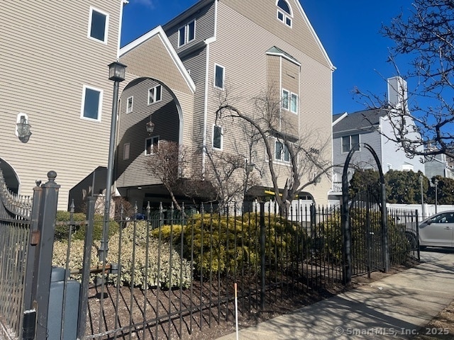 Building Photo - 2660 North Ave Unit 224