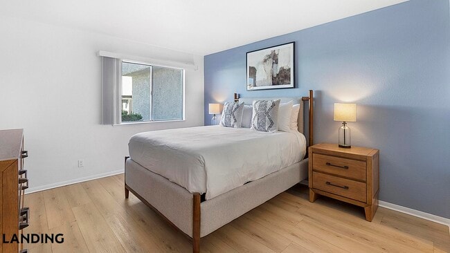 Photo - 1455 E Katie Ave Unidad K16