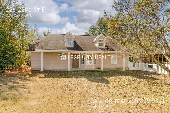 Building Photo - 225 22nd E St