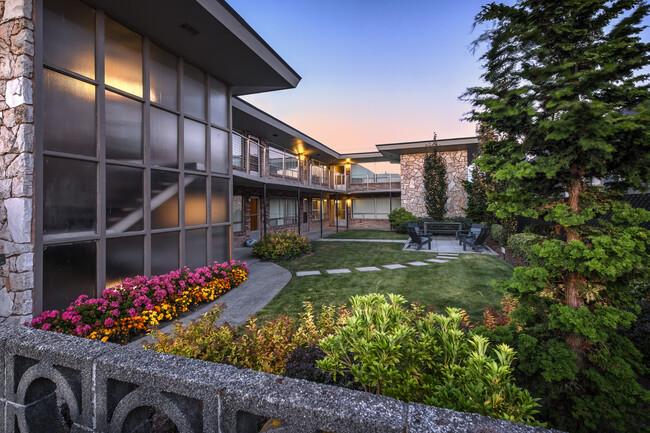 Cascade View Landscaping - Glacier Vista Rental