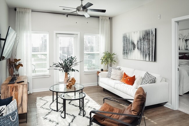 Photo - Vantage Point Apartments - Carriage House