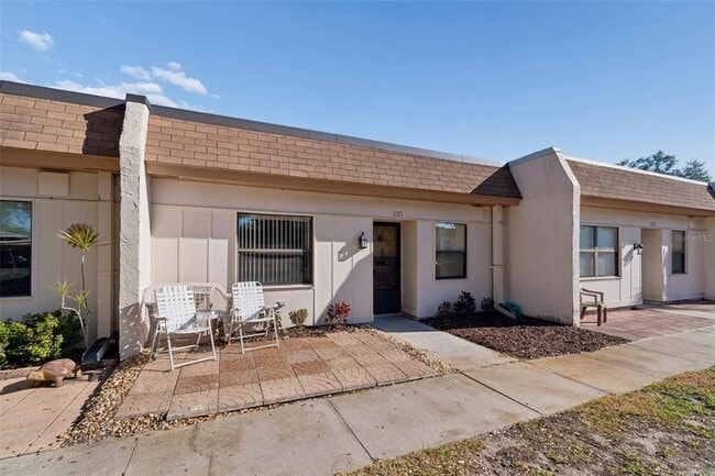 Photo - 1285 Mission Hills Blvd