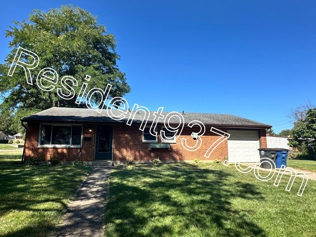 Building Photo - 3 Bed 1 bath home on dead end street